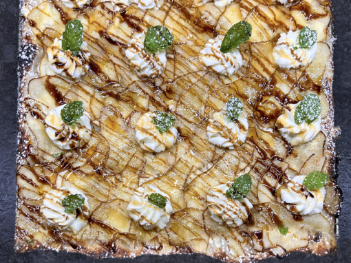 Pear and Ricotta Dessert Pizza Pear and Ricotta Dessert Pizza