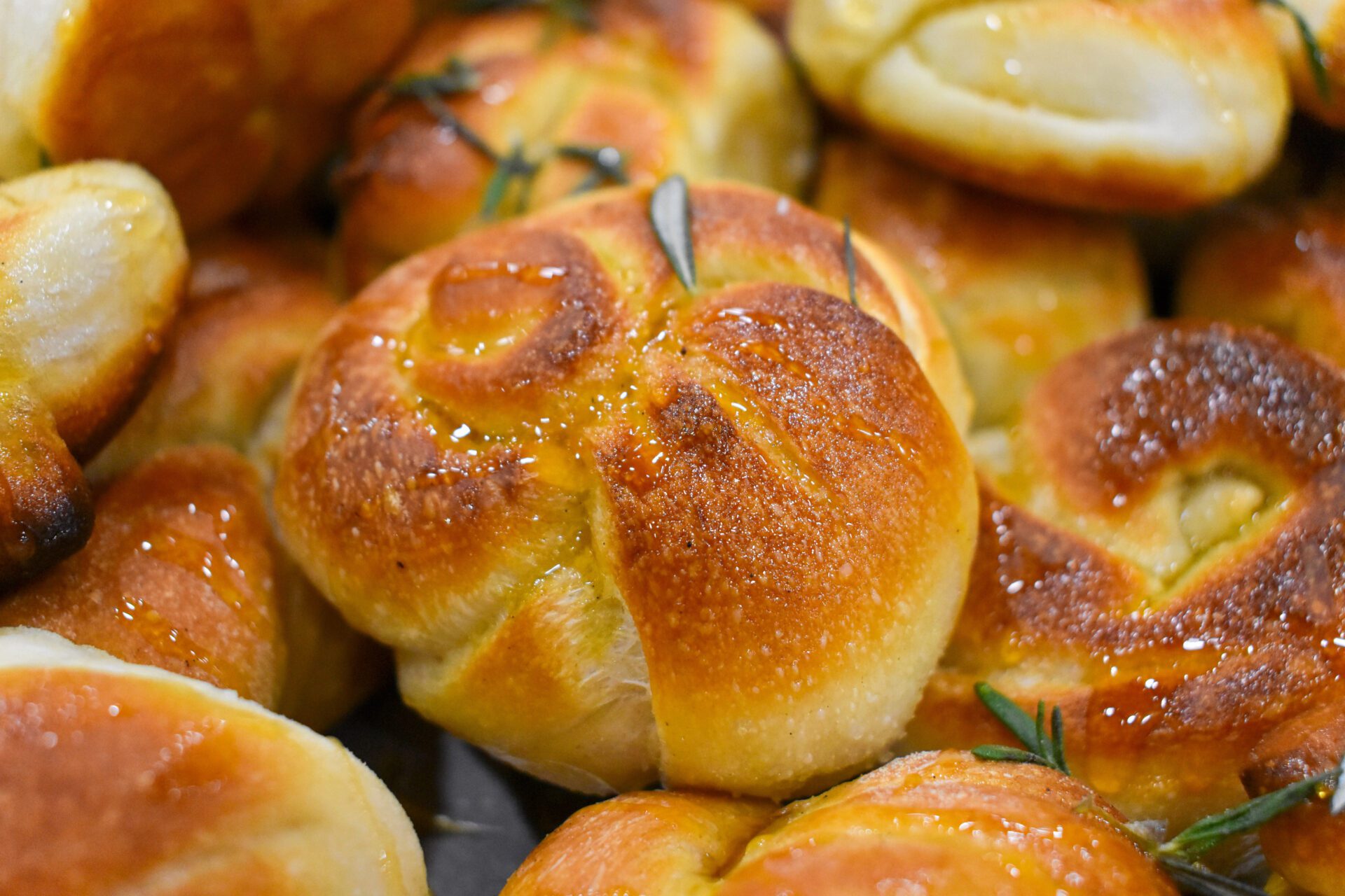 Butter Garlic Knots