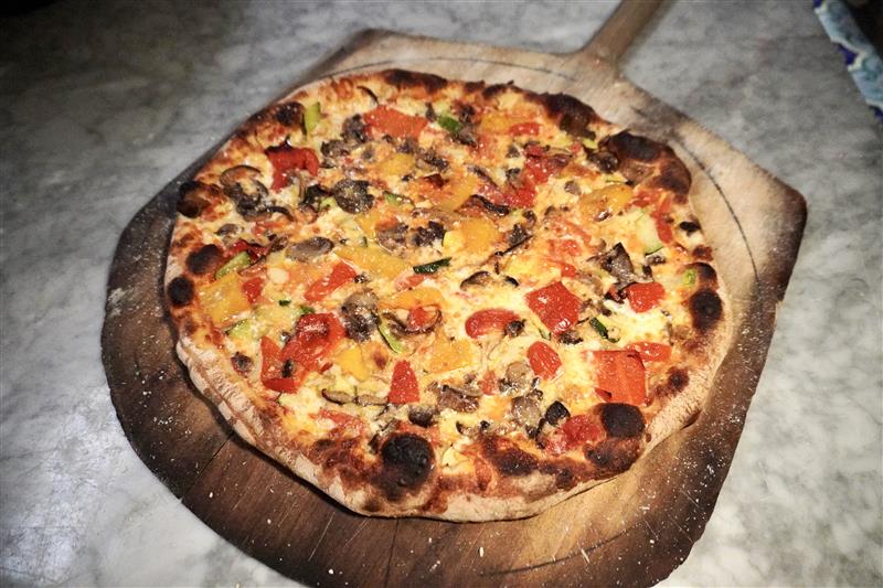 NY Style Veggie Pizza 18”